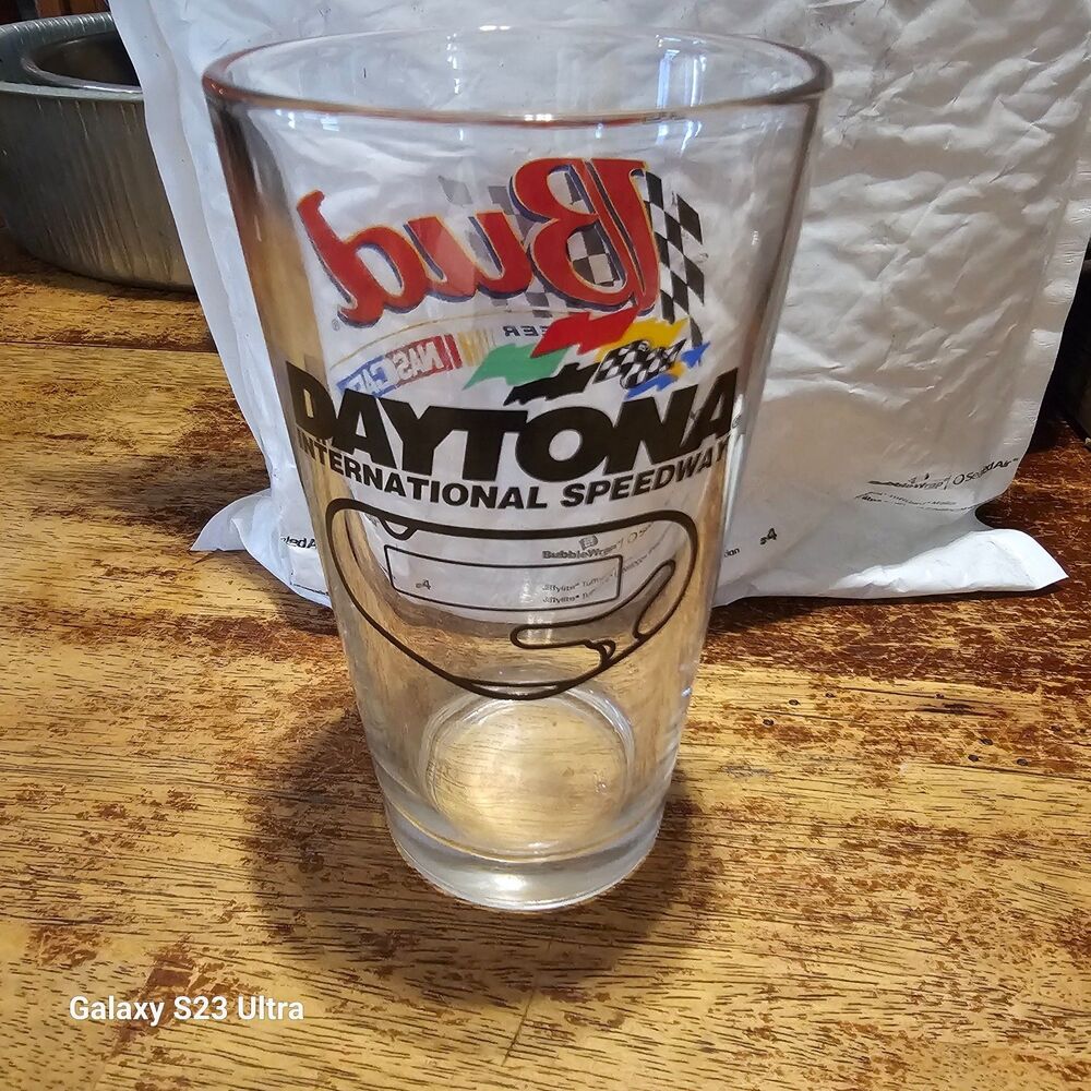 Budweiser Bud Daytona International Speedway Pint Beer Glass NASCAR Racetrack